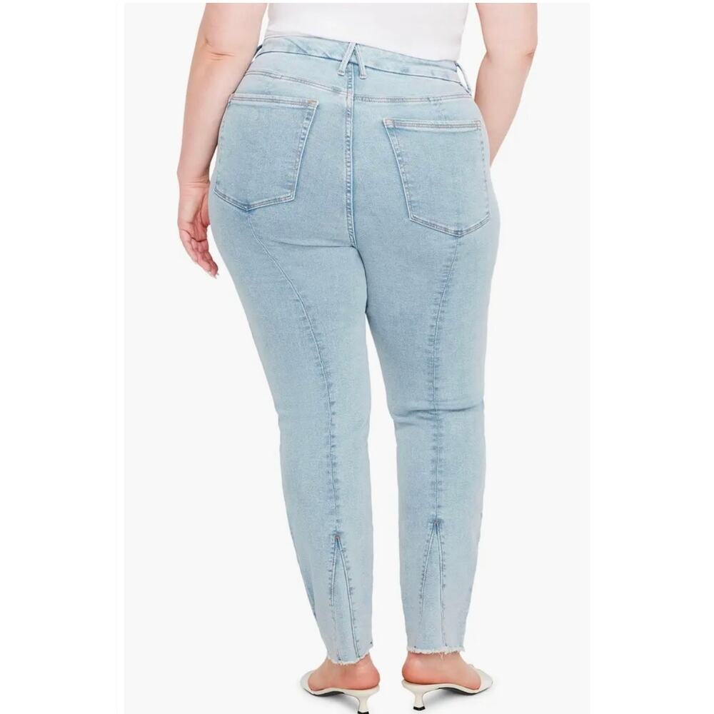 Good American Good Classic Inset Ankle Slim Jeans 20
